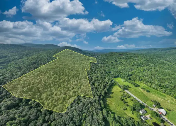 613 Mayhew Turnpike #227-024 & 227-023, Plymouth, NH 03264