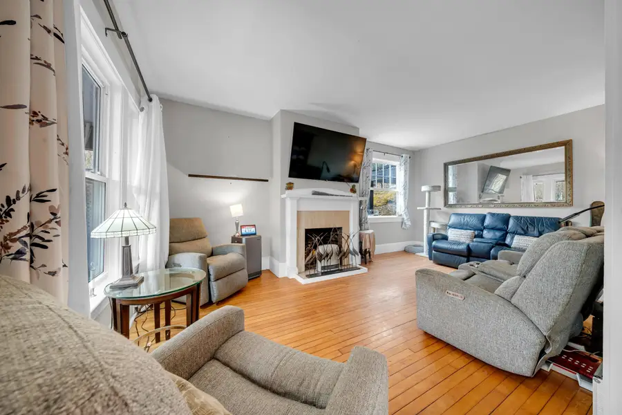 7 Moulton Street, Raymond, NH 03077 - #3