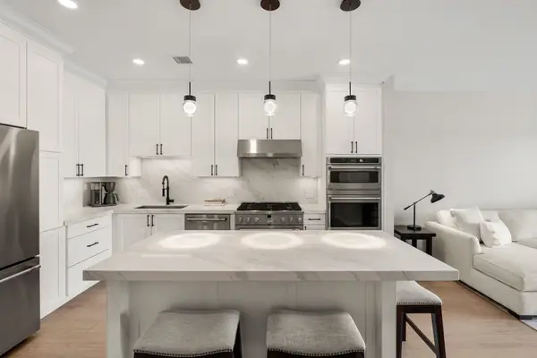 18 Artisan Drive #512, Salem, NH 03079