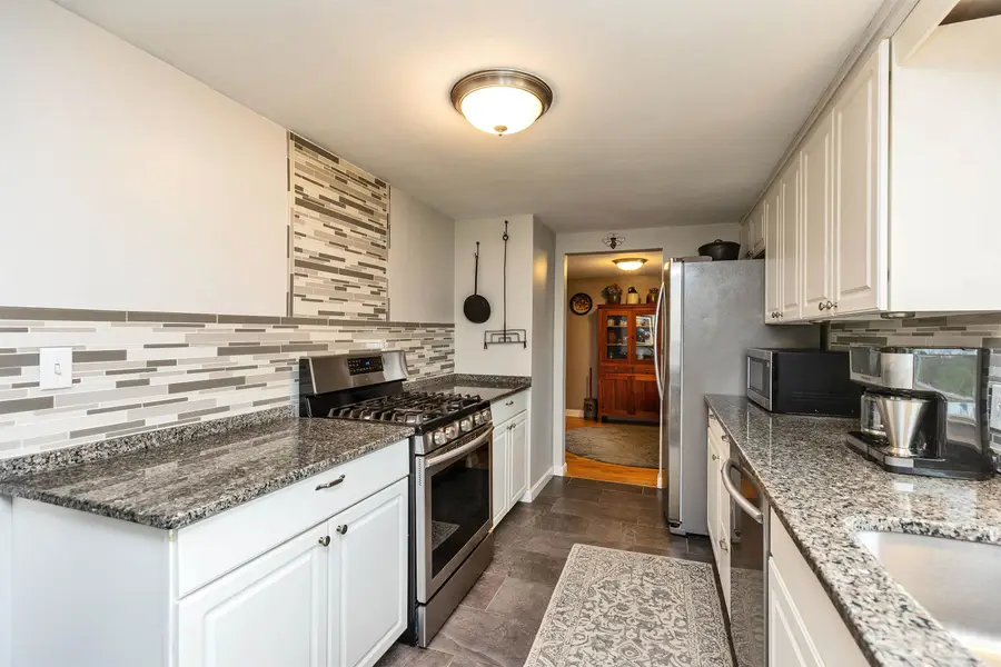 24 Dexter Street, Nashua, NH 03060 - #3