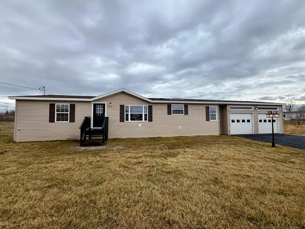 111 Deso Drive, Alburgh, VT 05440