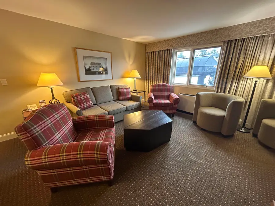 274/76Qtr. 4 Grand Summit Way, Dover, VT 05356 - #2