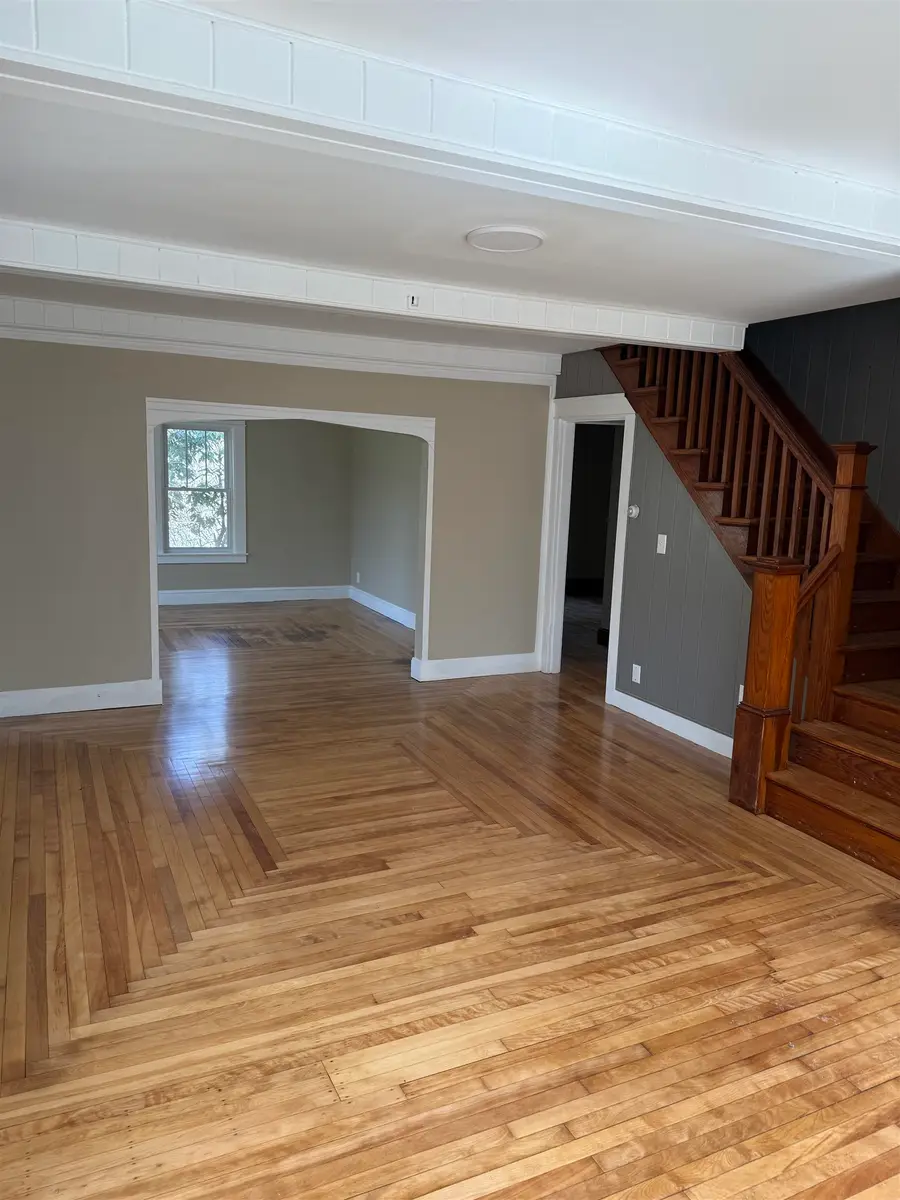 145 Elton Avenue, Manchester, NH 03103 - #3