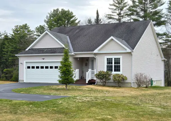 12 Mallard Drive, Canaan, NH 03741