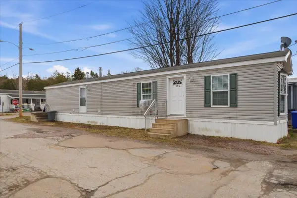 18 Avenue A, Burlington, VT 05408