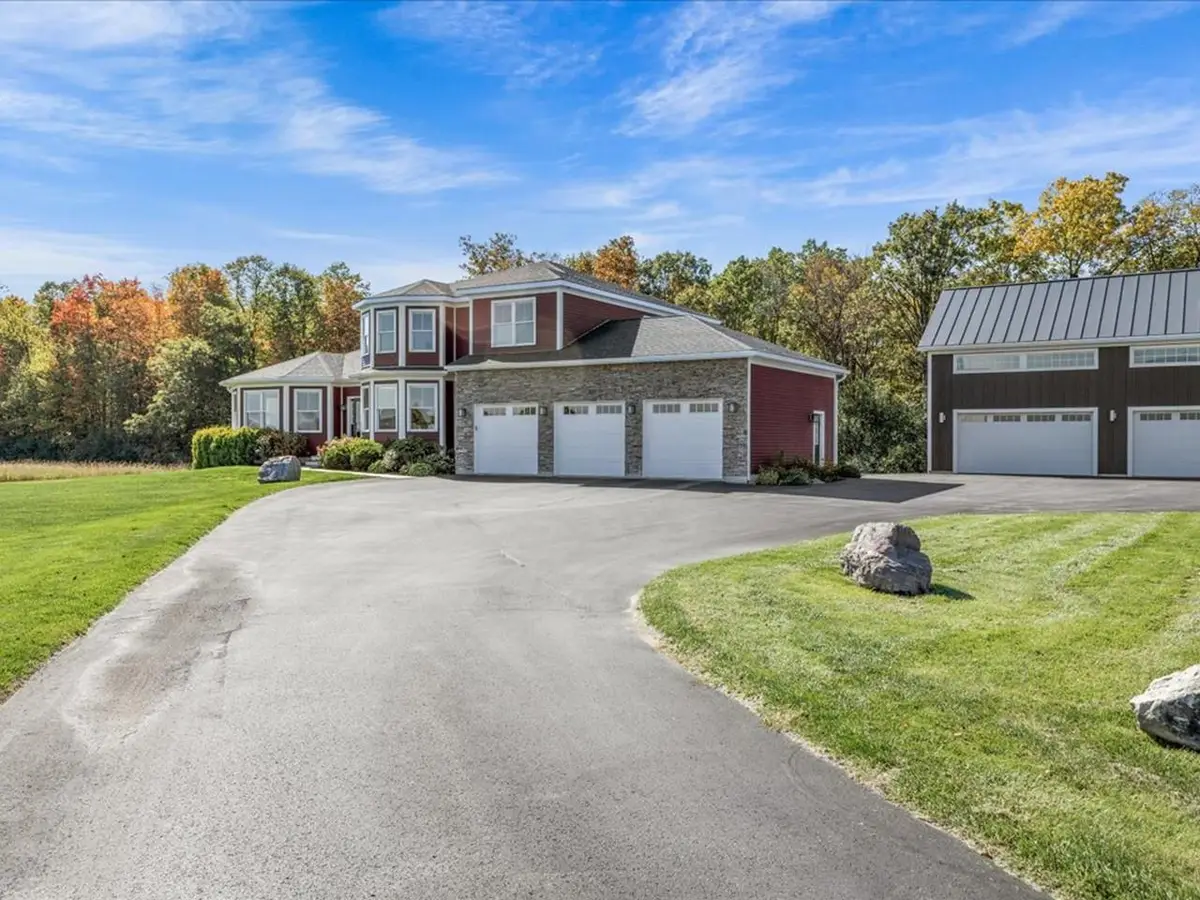 270 Sutton Farm Drive, Shelburne, VT 05482 - #1