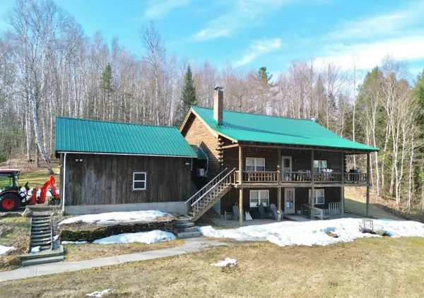 228 Juniper Lane, Lyndon, VT 05851