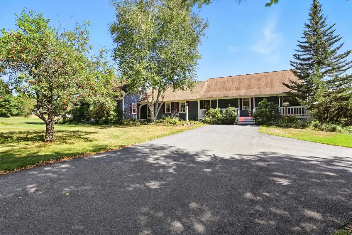 109 Old Center Road, Deerfield, NH 03037 - #1