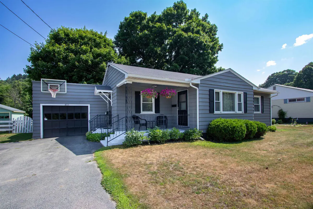 411 Concord Avenue, Saint Johnsbury, VT 05819 - #1