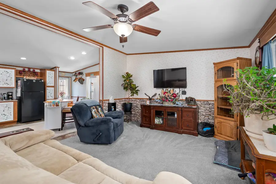 7 Lilac Lane, Pittsfield, NH 03263 - #3