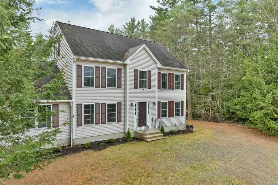 20 Ventura Drive, Raymond, NH 03077 - #3