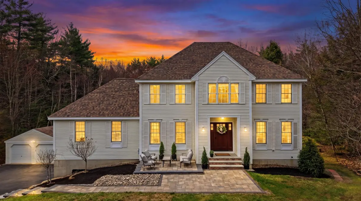 322 Meadow Fox Lane, Chester, NH 03036 - #1