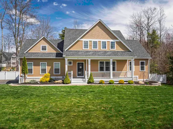 89 Emerald Lane, Dover, NH 03820