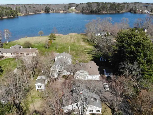 4 Spring Lane, Eliot, ME 03903