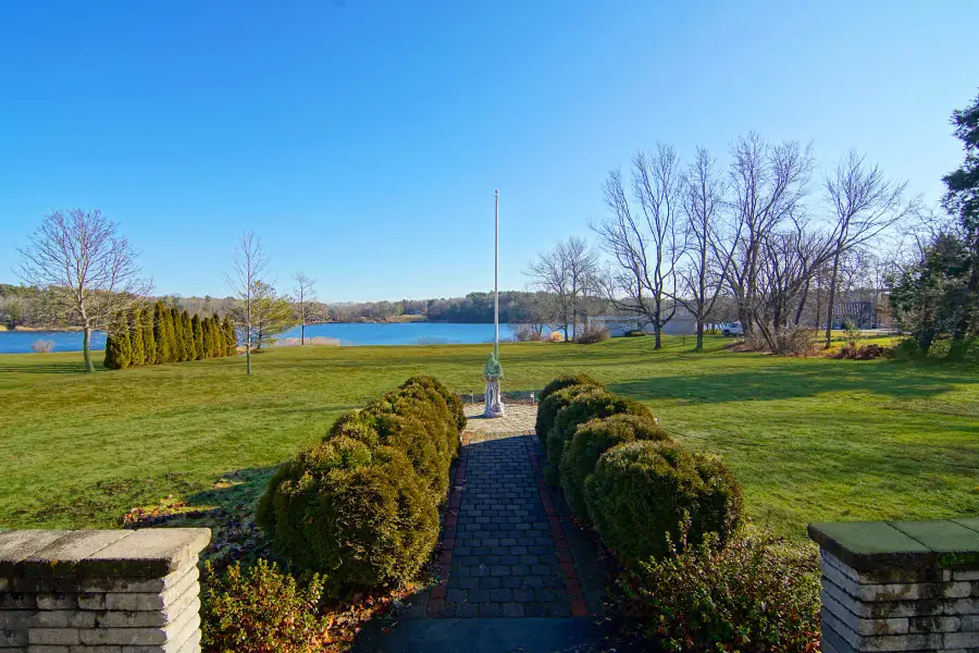 4 Spring Lane, Eliot, ME 03903 - #2