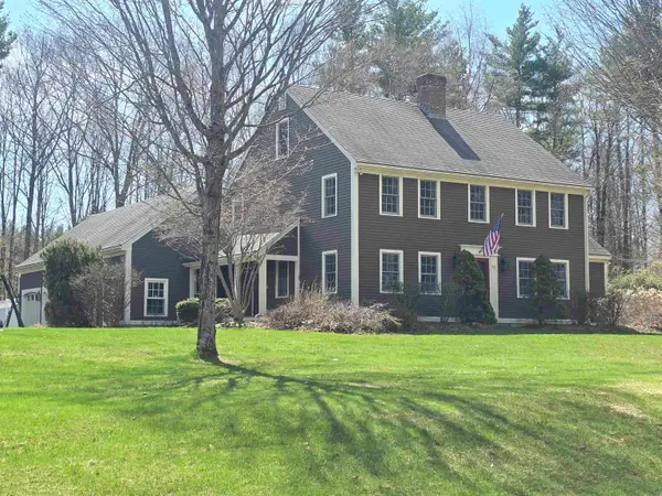 62 Elizabeth Lane, Hopkinton, NH 03229