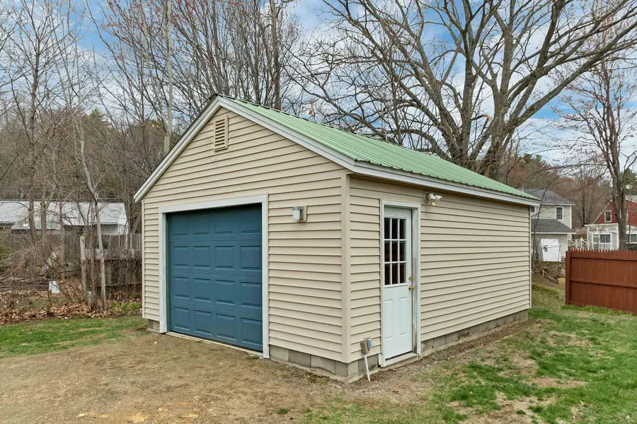 256 Pine Street, Laconia, NH 03246 - #3