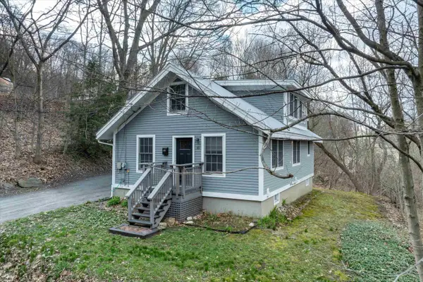 15 Grove Street, Springfield, VT 05156