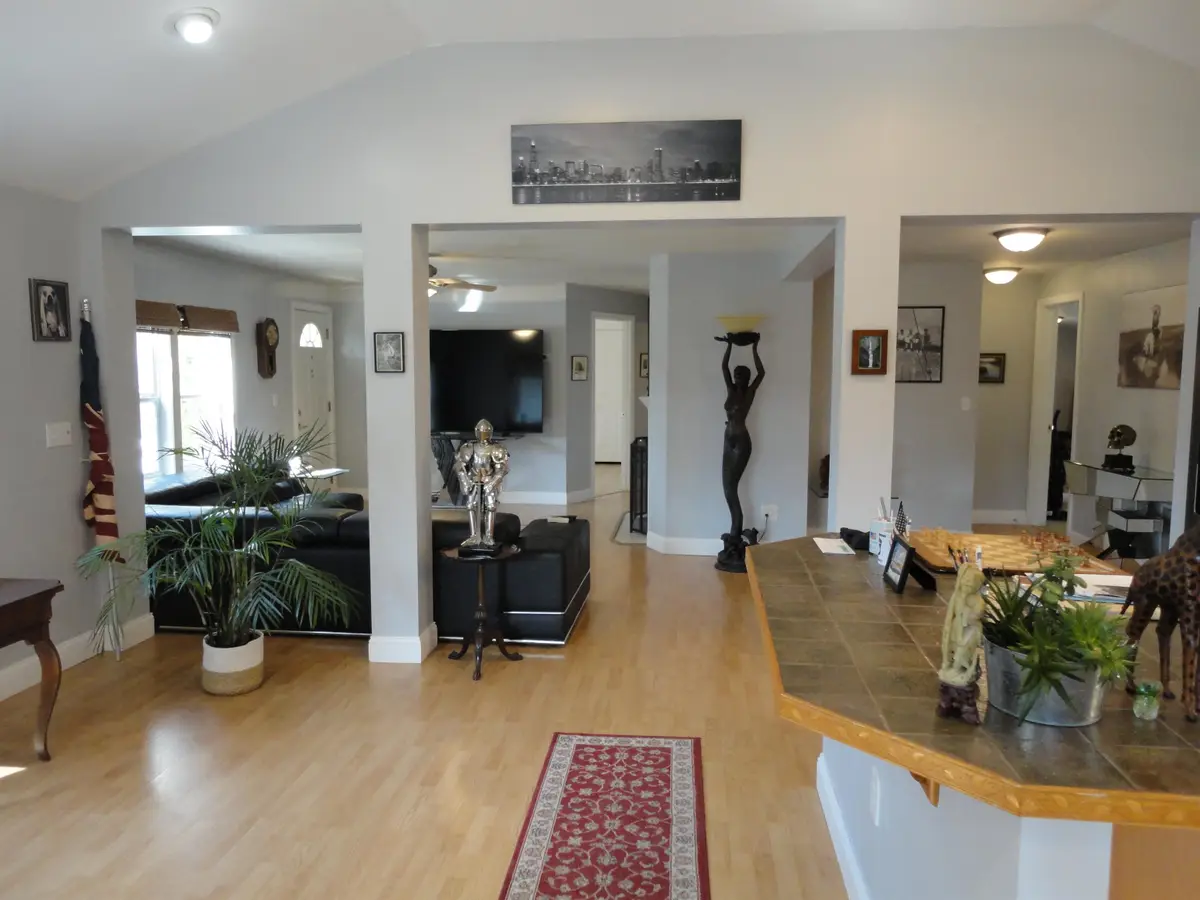 13 Hall Road, Londonderry, NH 03053 - #1