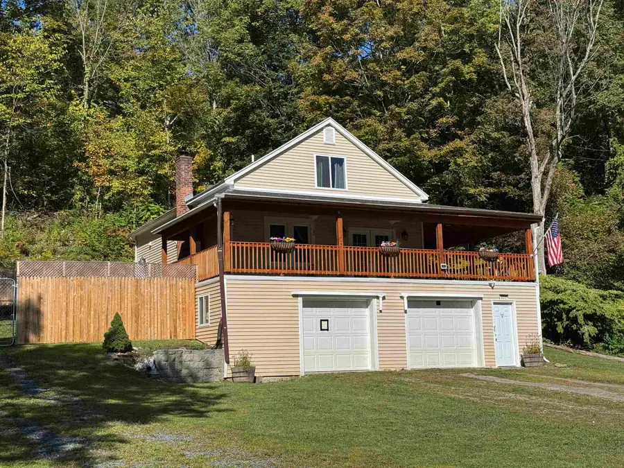 683 Water Street, North Bennington, VT 05257 - #2