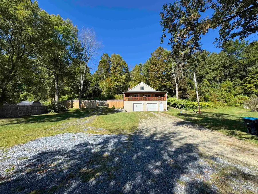 683 Water Street, North Bennington, VT 05257 - #3