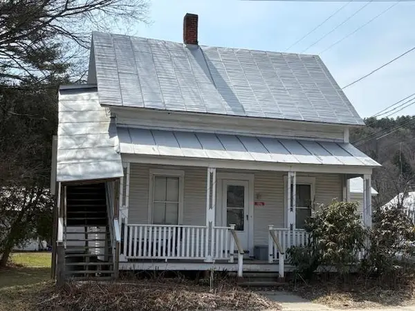 39 Safford Road, Royalton, VT 05068