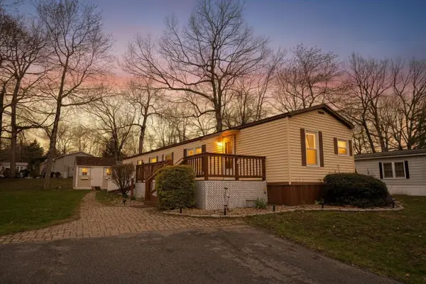 11 Amy Lane, Hampstead, NH 03841