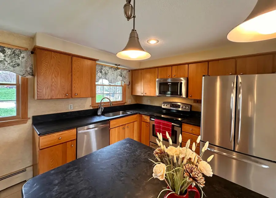 19 Pinewood Drive, Merrimack, NH 03054 - #2