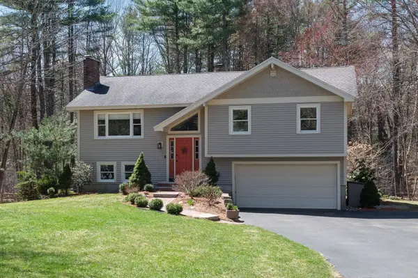 47 River Road, Stratham, NH 03885