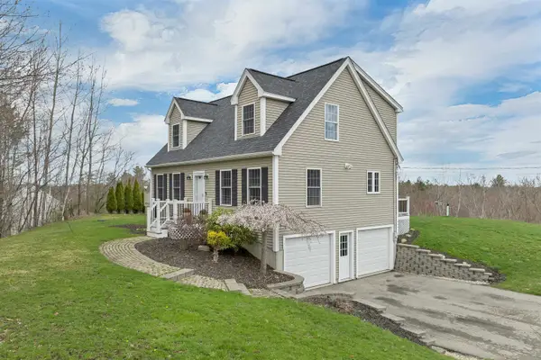 89 Pond Street, Newton, NH 03858