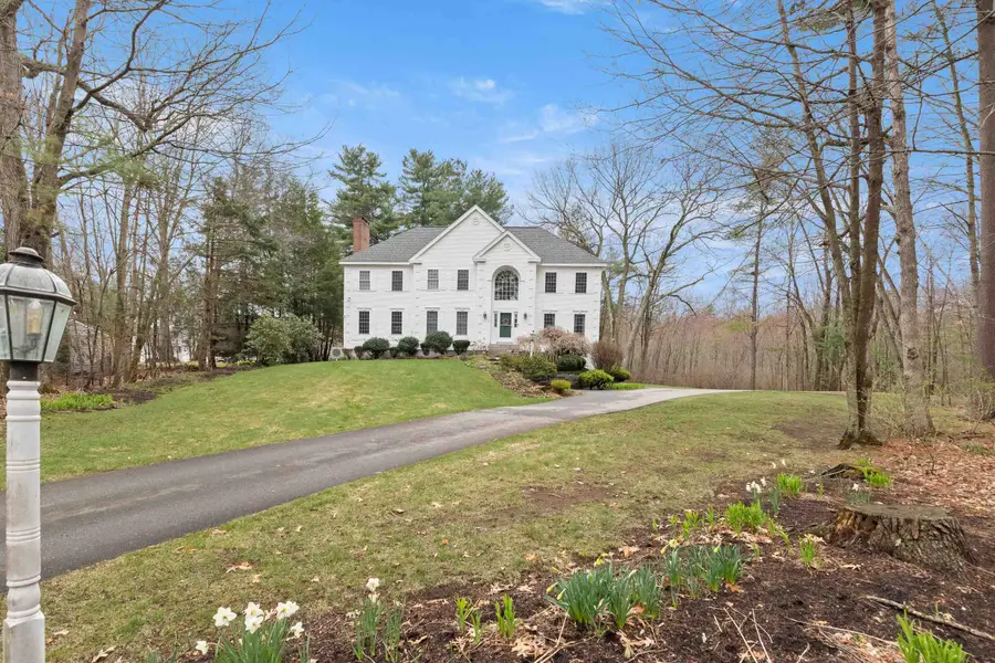 26 Greenfield Drive, Plaistow, NH 03865 - #2