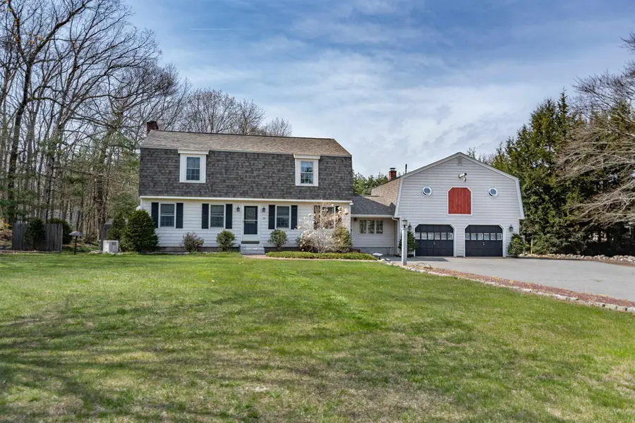 18 Smith Corner Road, Plaistow, NH 03865 - #2