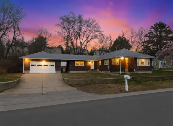 58 President Road, Manchester, NH 03103