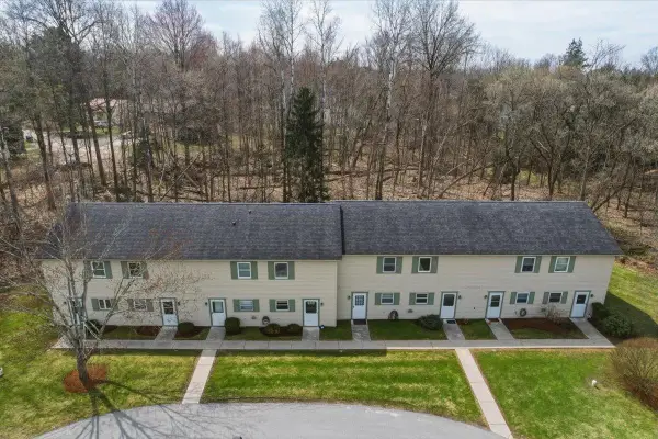 39 Densmore Drive, Essex Junction, VT 05452