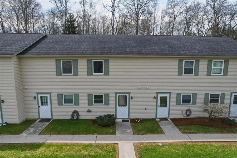 39 Densmore Drive, Essex Junction, VT 05452 - #3