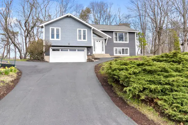 9 Onyx Lane, Portsmouth, NH 03801