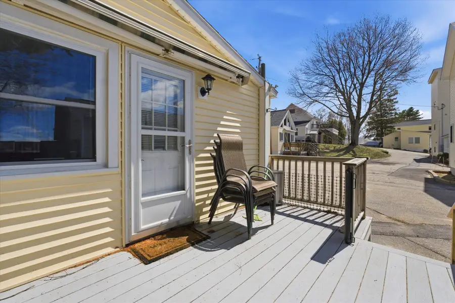 144 Lake Street #3, Laconia, NH 03246 - #3