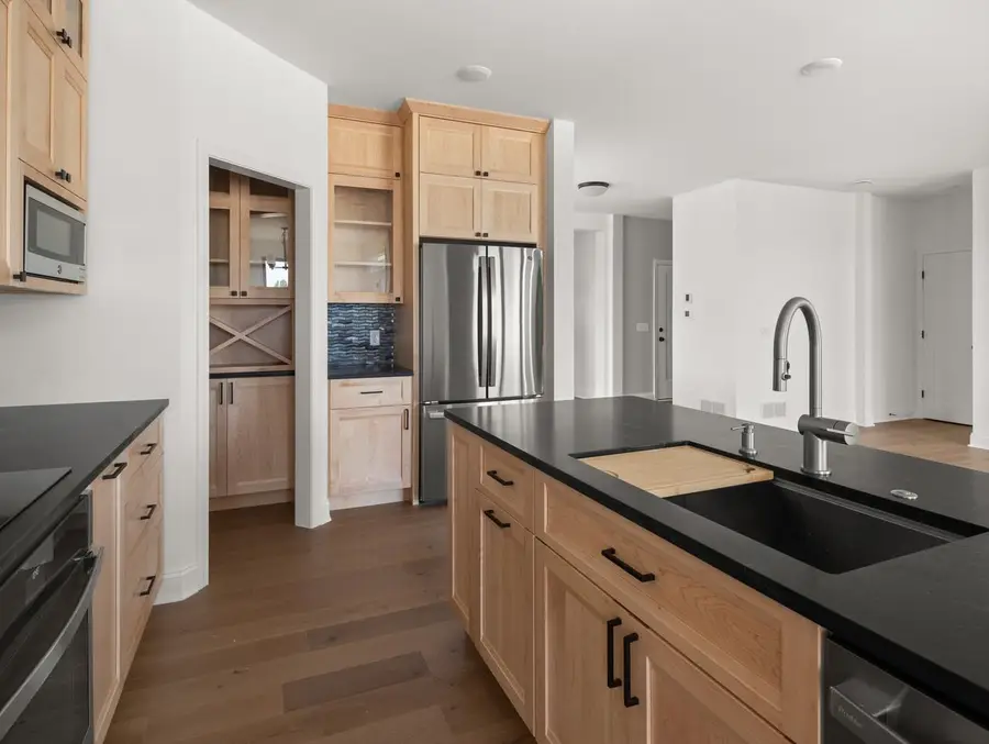 63 Daniel Drive, South Burlington, VT 05403 - #2