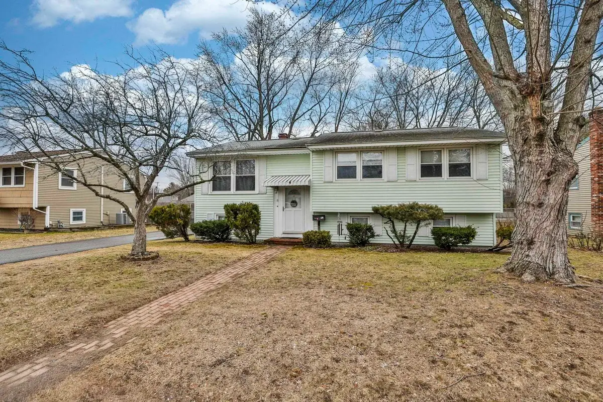 8 Kingston Drive, Nashua, NH 03060 - #1