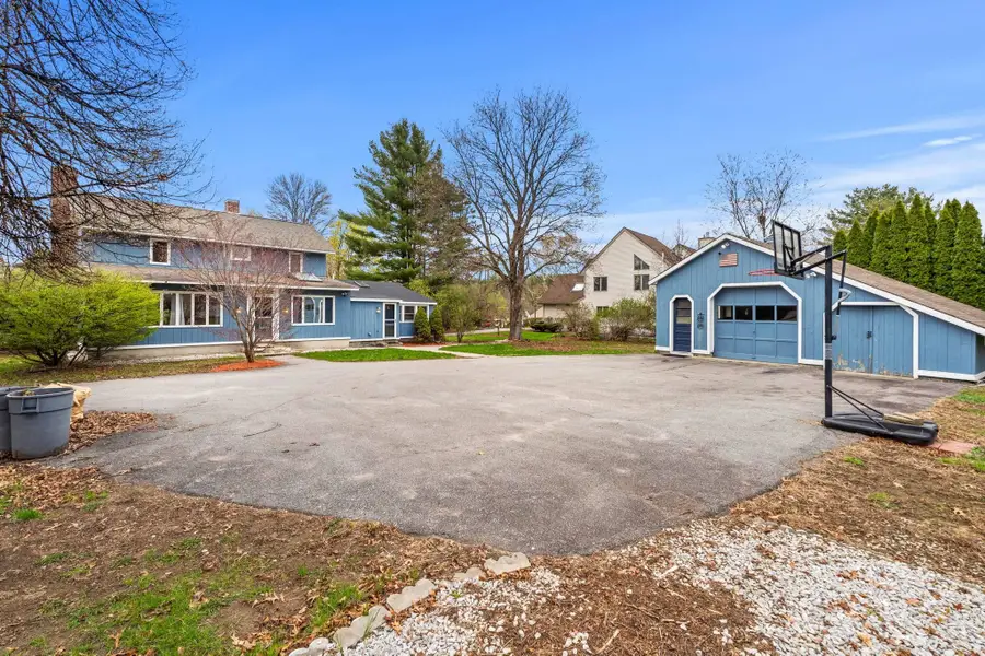 256 E Dunstable Road, Nashua, NH 03062 - #2