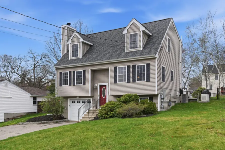 15 Taschereau Boulevard, Nashua, NH 03062 - #2