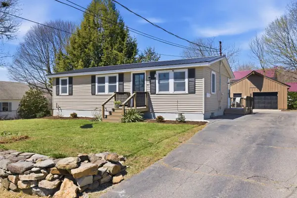 18 Massachusetts Avenue, Laconia, NH 03246