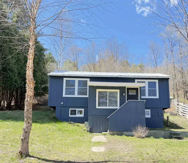 221A Southridge Street, Springfield, VT 05156