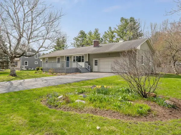 98 Stokes Lane, Shelburne, VT 05482