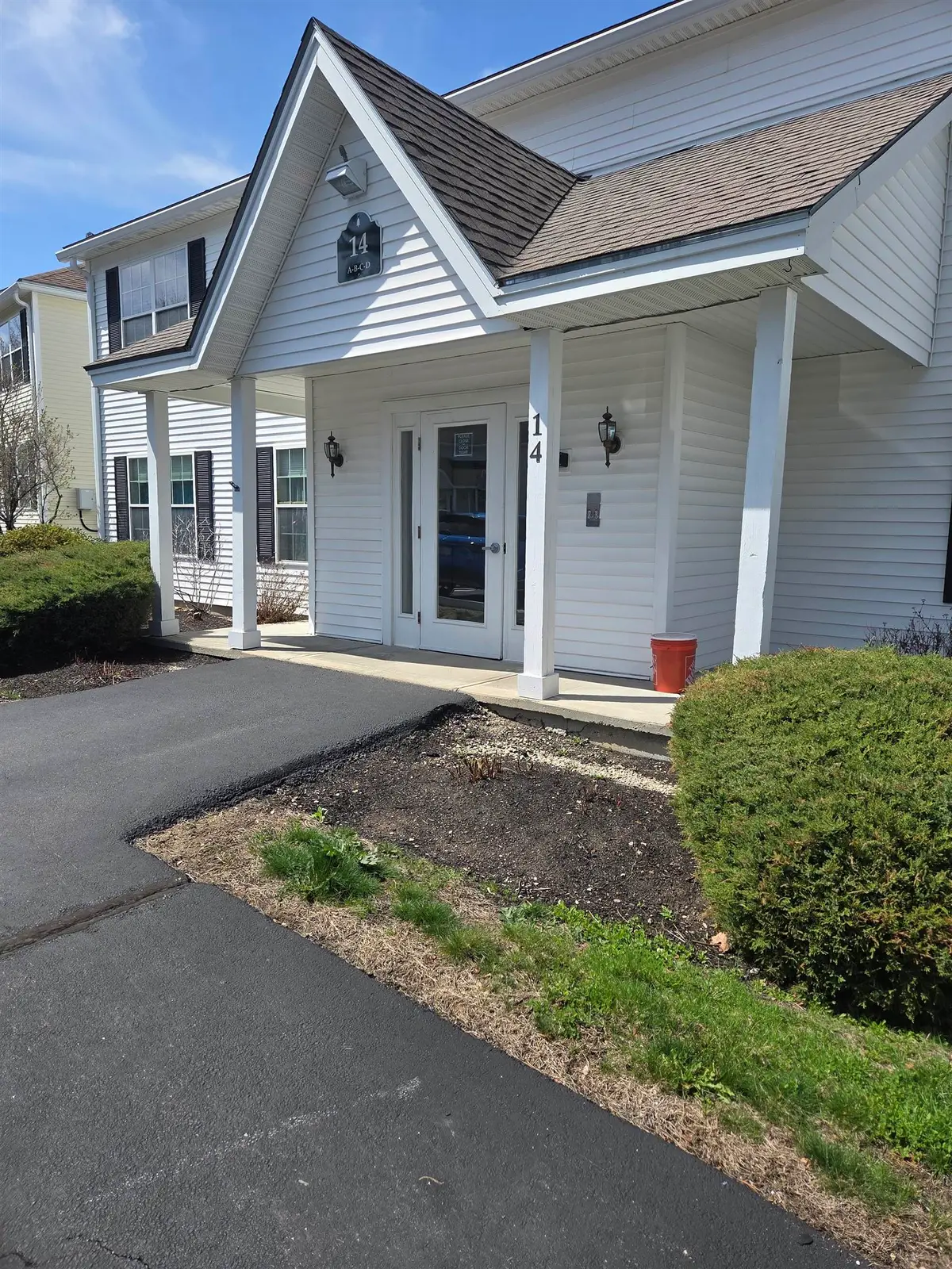 14 Tampa Drive #B, Rochester, NH 03867 - #1