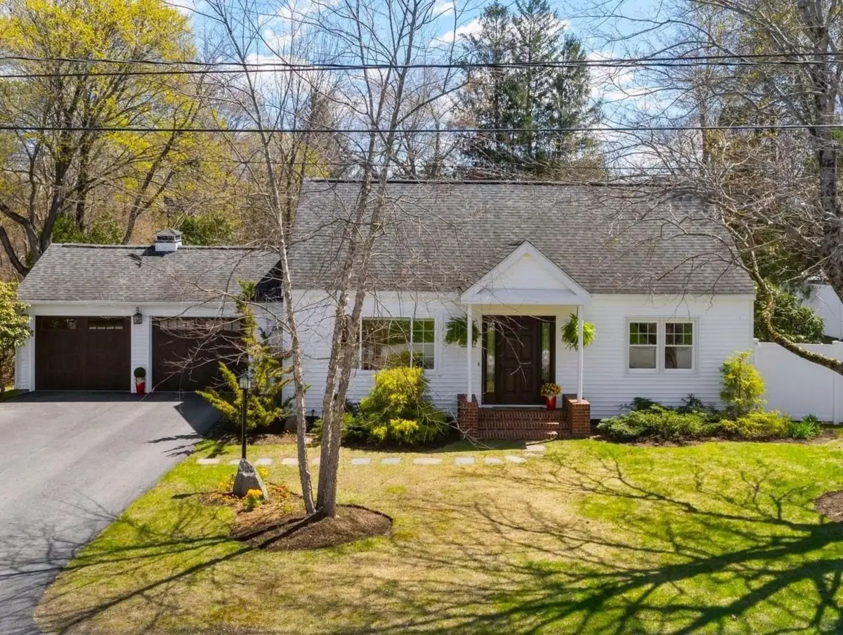 1 Appledore Avenue, Exeter, NH 03833 - #1