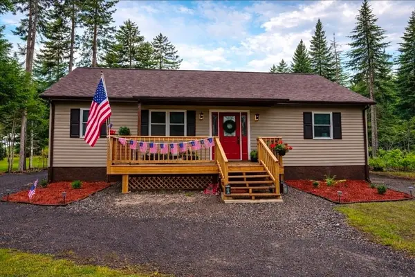 17 Merit Drive, Errol, NH 03579