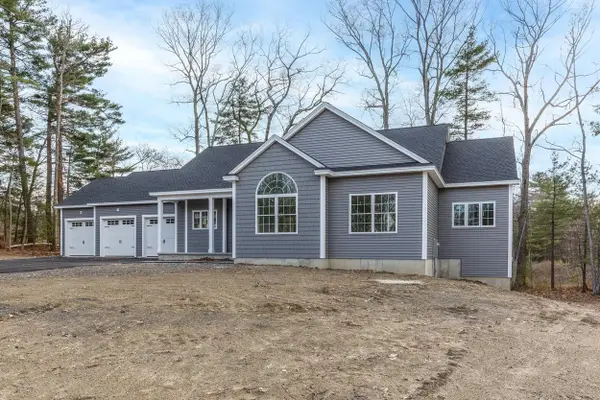 54 Haystack Circle #9-96-2, Pelham, NH 03076