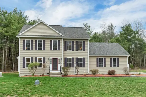 5 Berlang Road, Londonderry, NH 03053