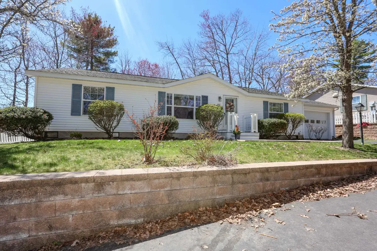 100 Ledgewood Way, Manchester, NH 03104 - #1